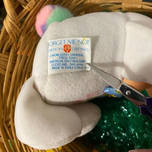 🐣 (3) 1980s Easter Bunny Ziggy’s - Picture 9 of 15